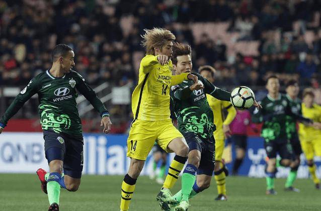  TheShy巅峰对决，塔图姆与50激战SKT分钟，战术调整胜负难料！